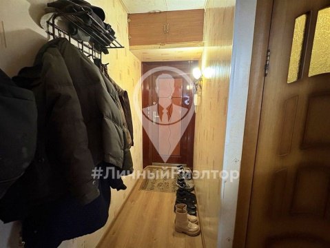 2-к квартира, 5/5 эт., 43м²