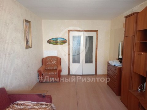 3-к квартира, 6/9 эт., 65м²