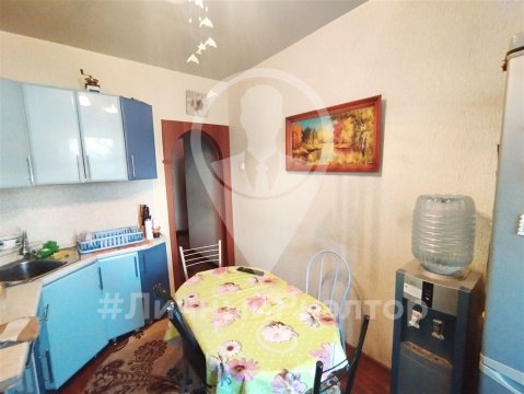 4-к квартира, 5/9 эт., 93м²