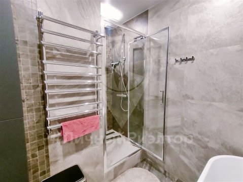 3-к квартира, 22/24 эт., 95м²