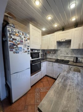 3-к квартира, 1/5 эт., 62м²